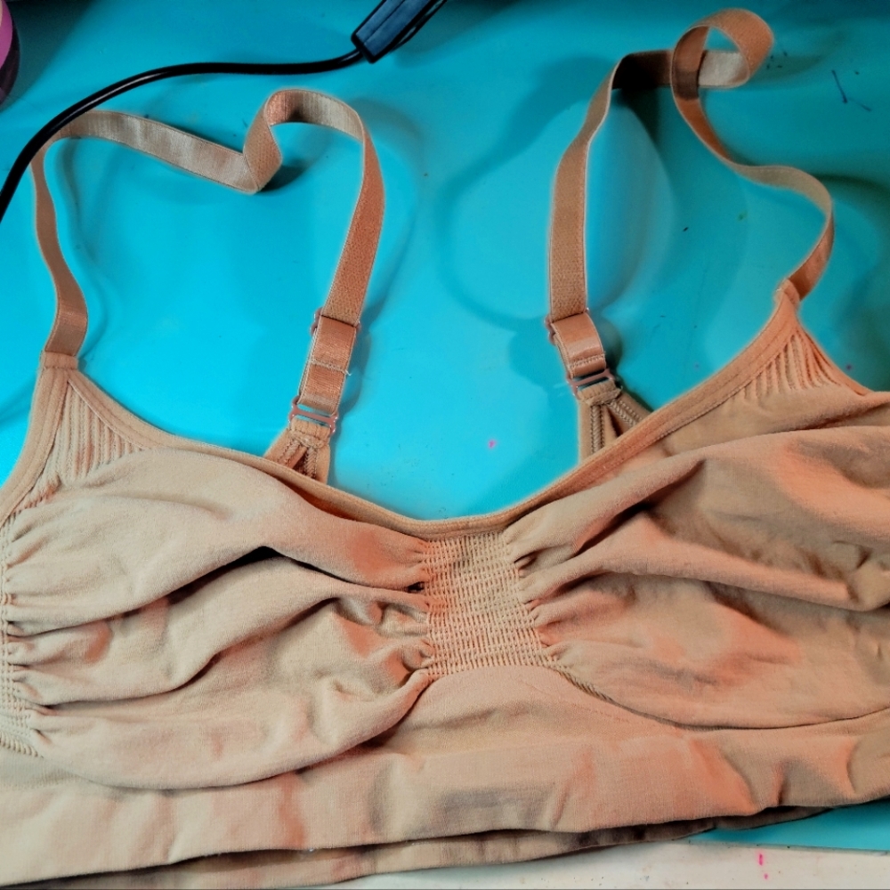 Skims sculpting bra